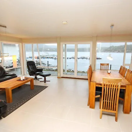 Five-bedroom In 1 펜션 *
